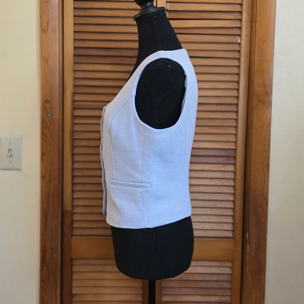 EUC House Of Harlow 1960 Women's Light Blue Button-Up Vest Size Small - Picture 4 of 5